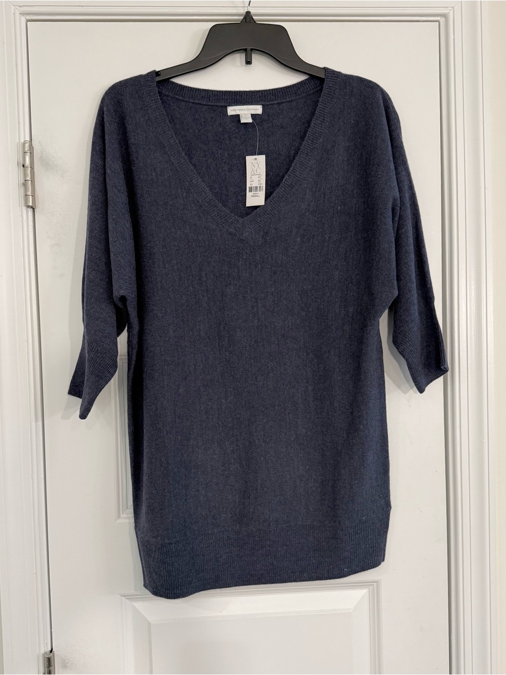 New York & Company Blue Dolman V-Neck Sweater Women’s XS 3/4 Sleeve NWT